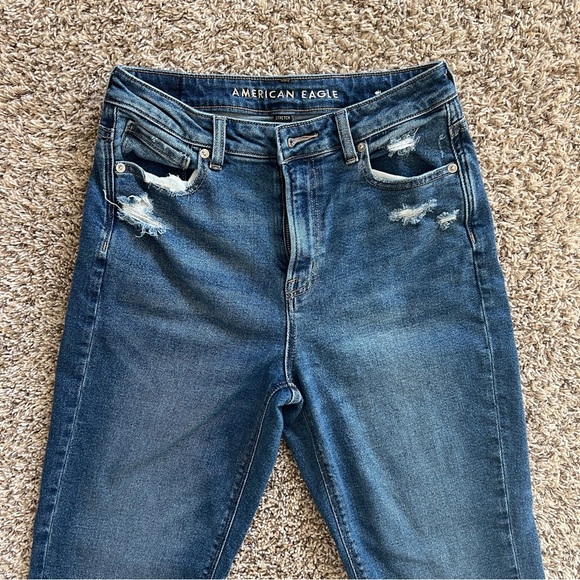 American Eagle Stretch Mom Jean - Size 4 - Picture 4 of 8